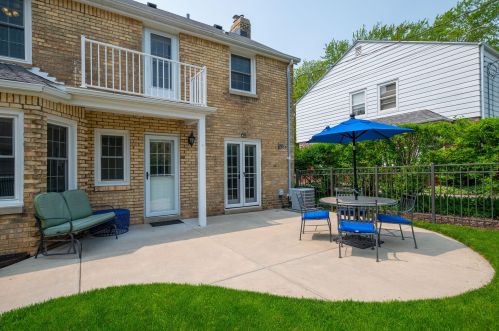 2518 84, Milwaukee WI 53226-1906 exterior