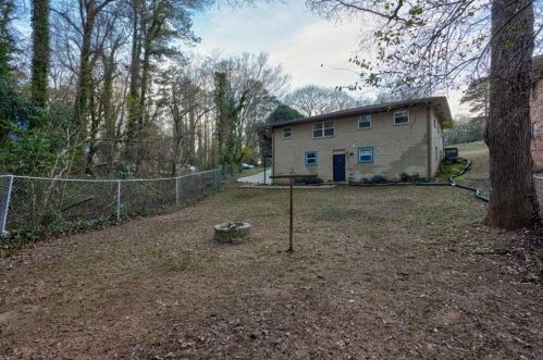 1898 Lisbon Dr, Atlanta GA  30310-4916 exterior