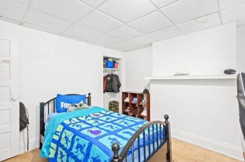 6319 Stanton Ave, Pittsburgh PA 15206-2246 exterior