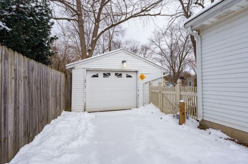 5513 Comstock Ave, Kalamazoo MI 49048-3405 exterior