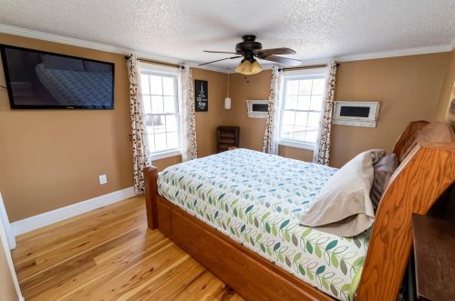 1 Fowler St, Concord NH 03303-1808 exterior