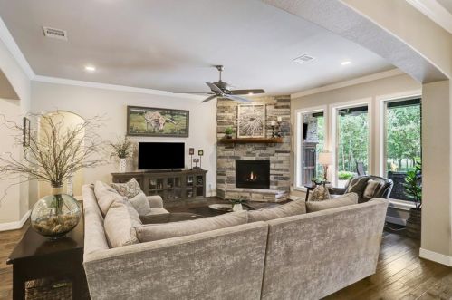 3008 Cotswold Manor Dr, Humble TX 77339-1599 exterior