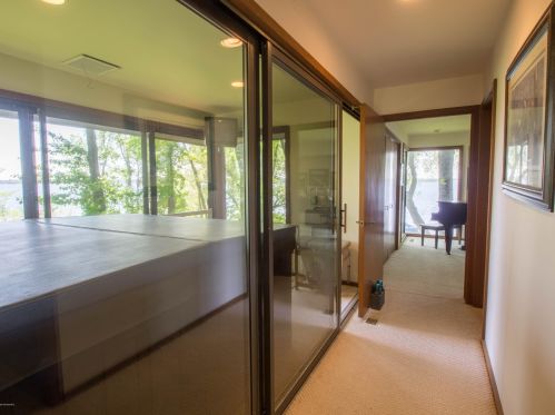 300 Cir Dr, Meskegon MI 49445-2712 exterior