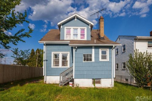 42 Loring Ave, Edison NJ  08817-4412 exterior