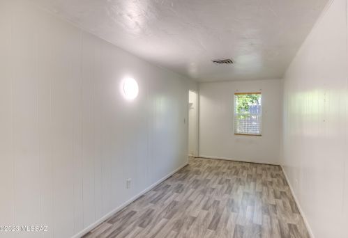 4602 Seneca St, Tucson AZ  85712-3272 exterior