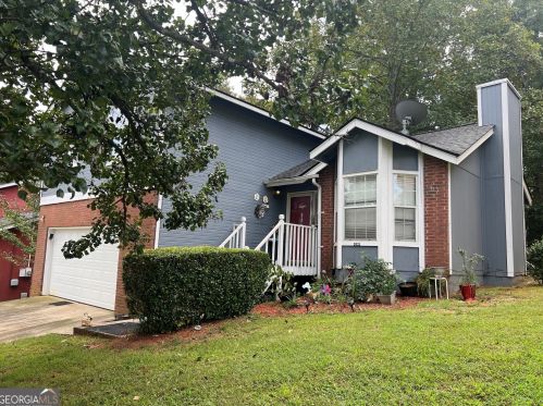 2021 Marbut Frst Dr, Lithonia GA exterior