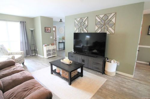 18 Taconic St, Poughkeepsie NY 12603-4424 exterior