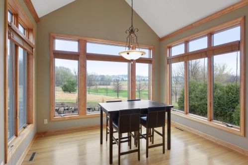 1676 Isabella Pkwy, Chaska MN 55318-3214 exterior