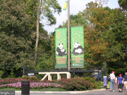 1669 Columbia St, Washington DC exterior