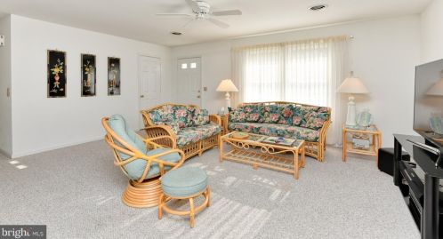 18247 Oak Ln, Lewes DE 19958 exterior