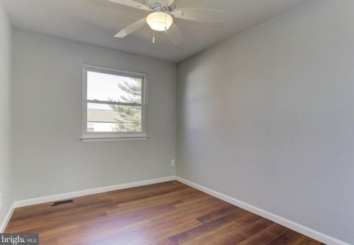 454 Mainview Ct, Glen Burnie MD 21061-6120 exterior