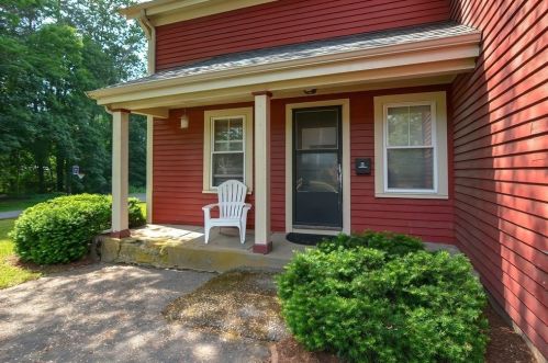 167 Diamond St, Walpole MA 02081-3498 exterior