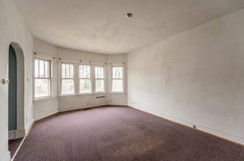 5524 Luna Ave, Chicago, IL 60630-1312