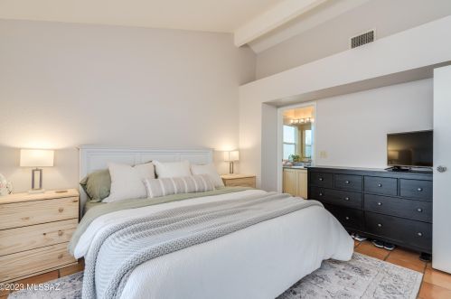 4879 Doria Dr, Tucson AZ 85742-4101 exterior