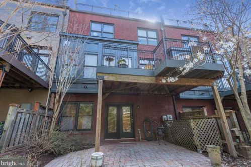 12561 Ansin Cir Dr, Rockville MD 20854-6912 exterior