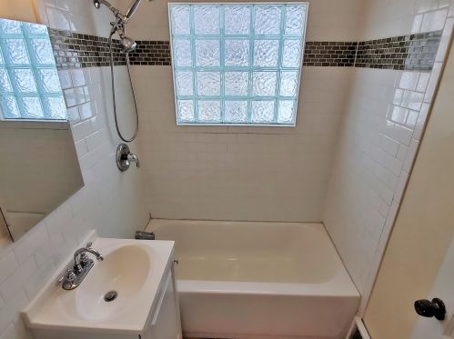 2837 7 St, Milwaukee WI 53215-3907 exterior