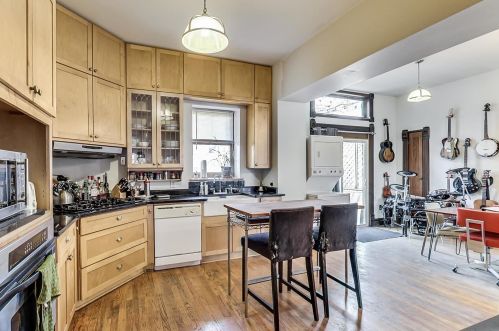 2324 Armitage Ave, Chicago IL 60647-4342 exterior