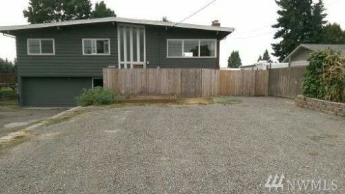 18953 33rd Ave, Seattle, WA 98155-2527