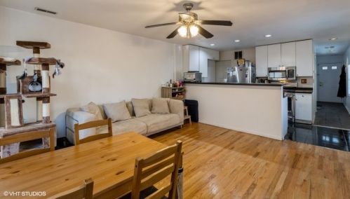 1720 Kedzie Ave, Chicago, IL 60647-4968