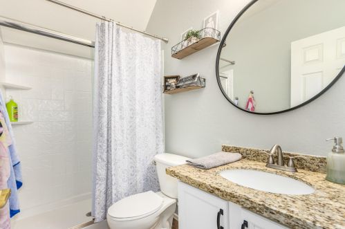 2181 Westchester Dr, Chandler AZ 85249-4687 exterior