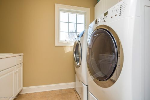 16 Park Ave, Locust NJ 07760-1524 exterior