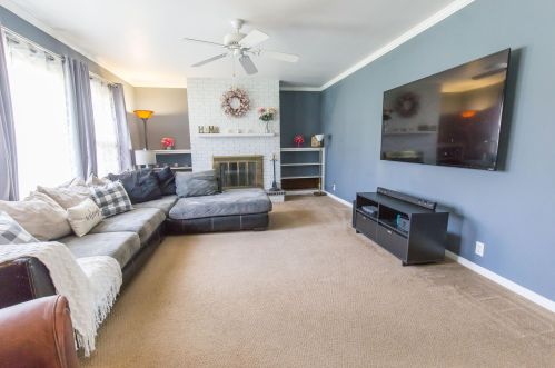 5720 Juanita Dr, Grand Rapids MI 49508-6428 exterior