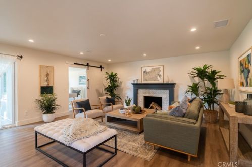 14291 Prospect Ave, Tustin CA  92780-2316 exterior