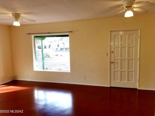 1723 Linden St, Tucson AZ 85705-8935 exterior