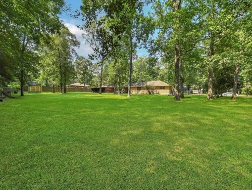 113 Greenway Dr, Conroe TX 77304-1711 exterior