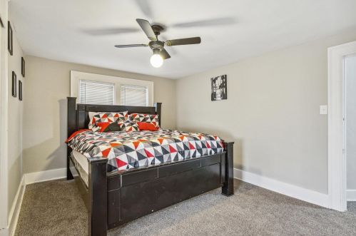 6024 36th St, Milwaukee WI  53221-4618 exterior