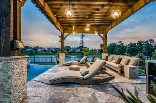 13718 Cole Pt Dr, Humble TX 77396-1108 exterior