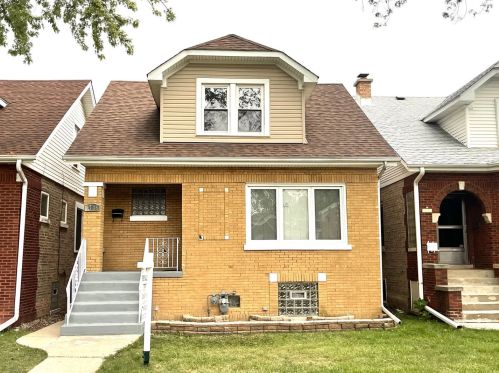 2735 75th Ct, Chicago, IL 60707-1433