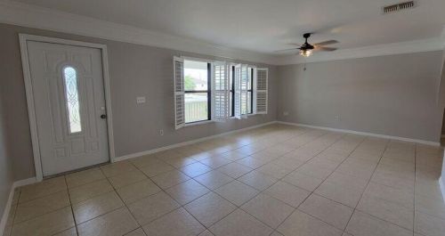 2442 Grand Dr, Fort Pierce FL  34952-6532 exterior