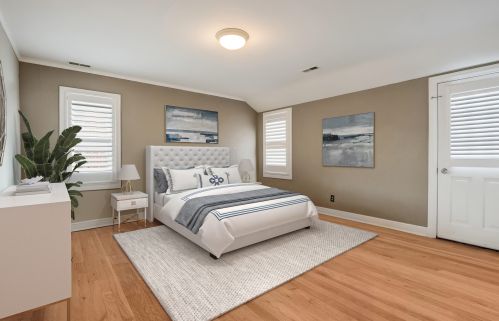 5525 Berkeley Blvd, Milwaukee WI 53217-5139 exterior