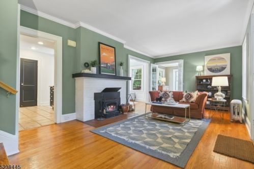 534 Academy St, Maplewood, NJ 07040-1351