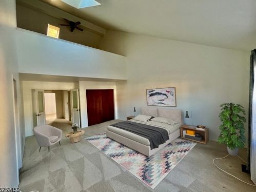 39 Wareham Ct, Scotch Plains NJ 07076-3132 exterior