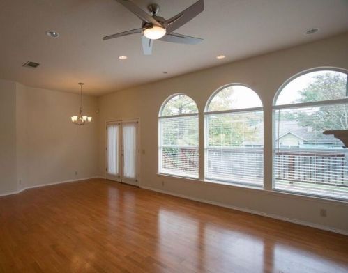 9119 Edwardson Ln, Austin, TX 78749-4116