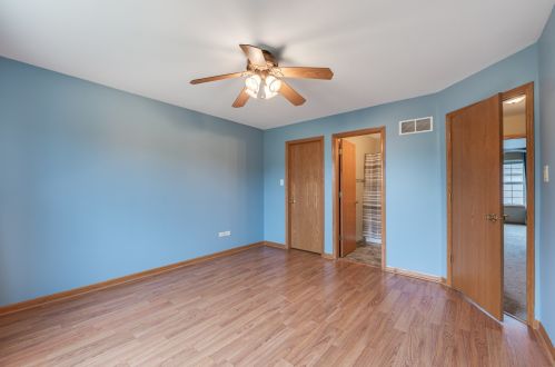 2314 Graystone Dr, Joliet IL 60431-8785 exterior