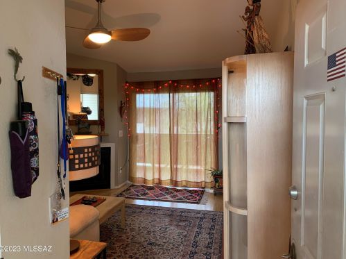 1718 Park Wood Ln, Tucson, AZ 85746-1309