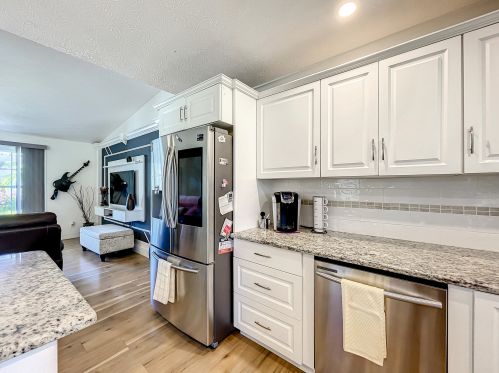 627 Todd Ave, Fort Pierce FL 34983-2918 exterior