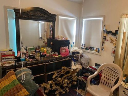 1233 96, Milwaukee WI 53214-2614 exterior