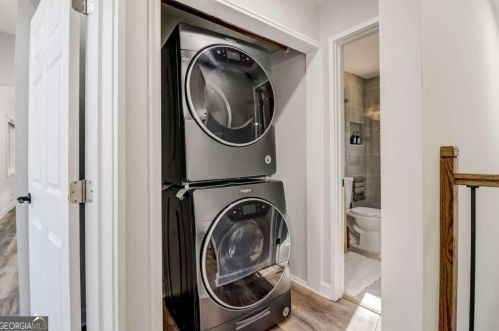 1210 Beechwood Ave, Atlanta GA 30327-0042 exterior