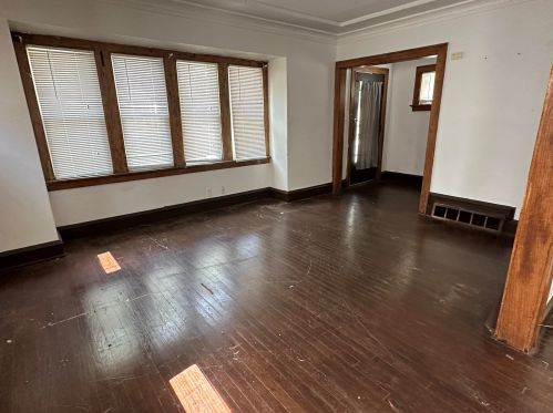 4918 37th St, Milwaukee WI  53221-2529 exterior