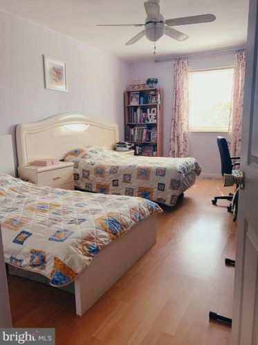 12135 Academy Rd, Philadelphia PA 19154-2946 exterior