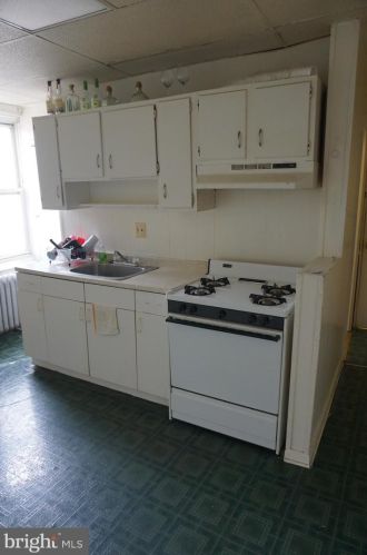 1851 Cambria St, Philadelphia PA 19134-3519 exterior