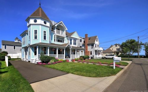 169 3rd Ave, Milford, CT 06460-5244