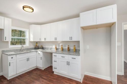 1338 Elizabeth Ave, Atlanta GA 30310-3916 exterior