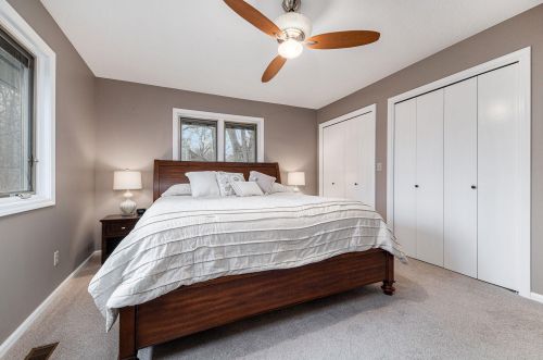 6129 Old Log Trl, Kalamazoo MI  49009-8032 exterior