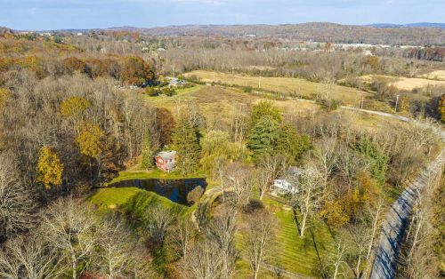 347 Lauer Rd, Poughkeepsie NY 12603-3942 exterior