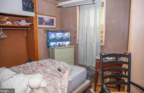 2734 18 St, Philadelphia PA 19145-4702 exterior